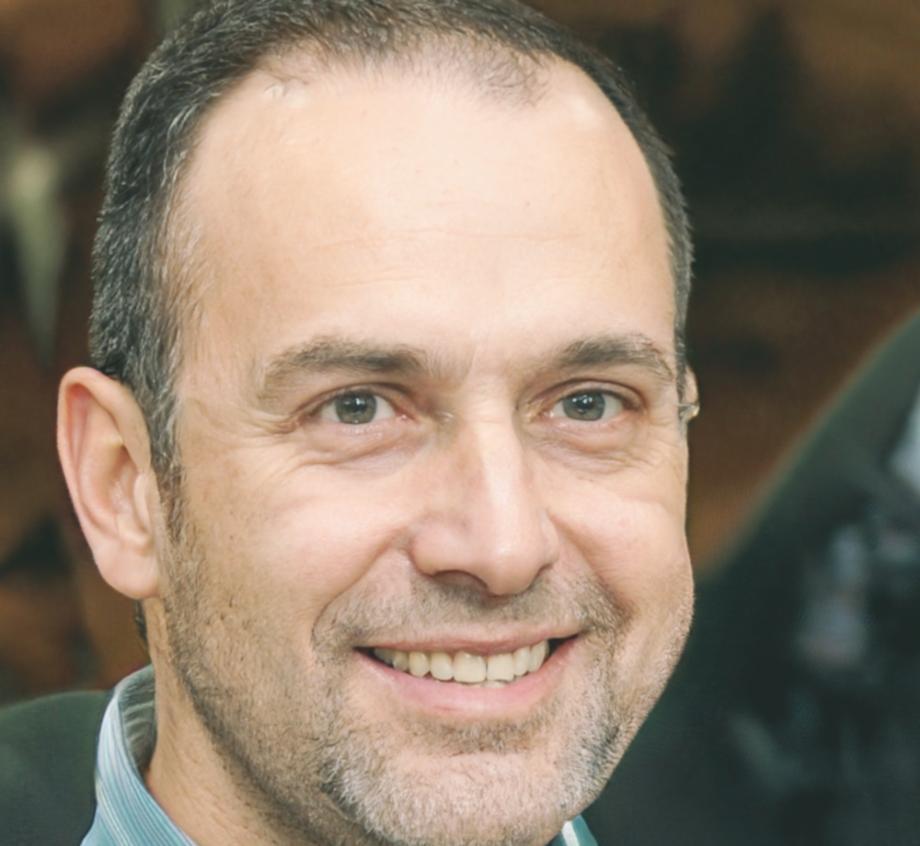 Finanzexperte Dr. Marcus Weber